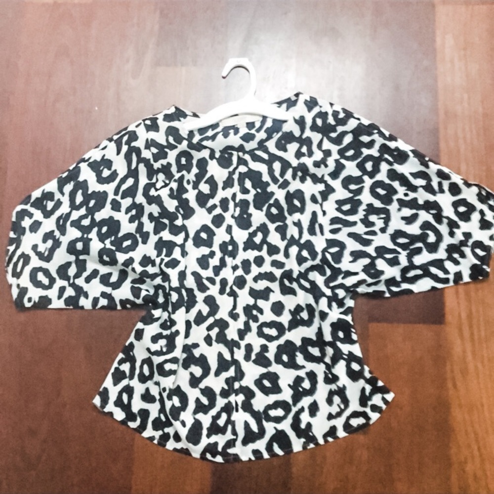 Loft Leopard Keyhole Dolman Top S